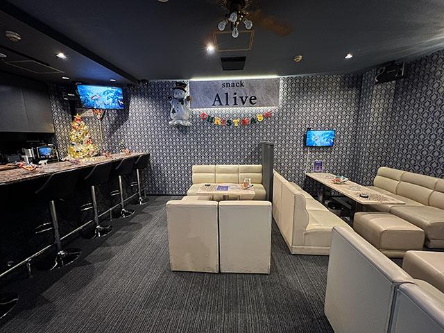 スナック ALIVE(スナック アライブ)のお店画像その3
