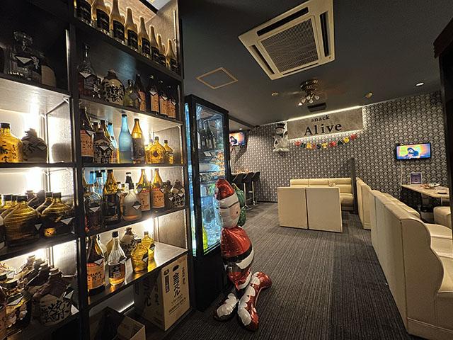 スナック ALIVE(スナック アライブ)のお店画像その5