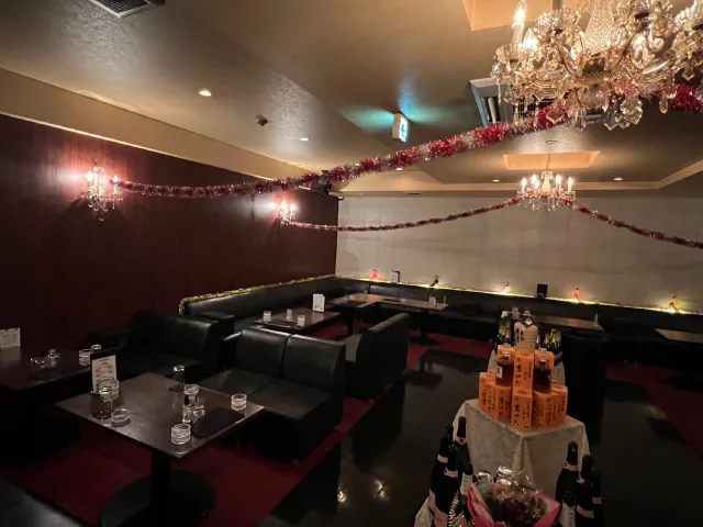 キャバクラ Grandeur(キャバクラ グランドール)の店内写真2