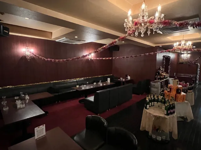キャバクラ Grandeur(キャバクラ グランドール)の店内写真4