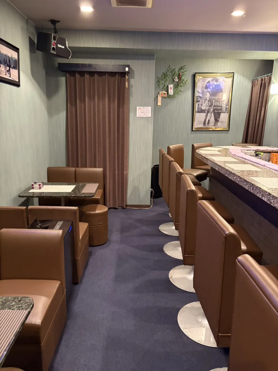 スナック アン・ジュールの店内写真4