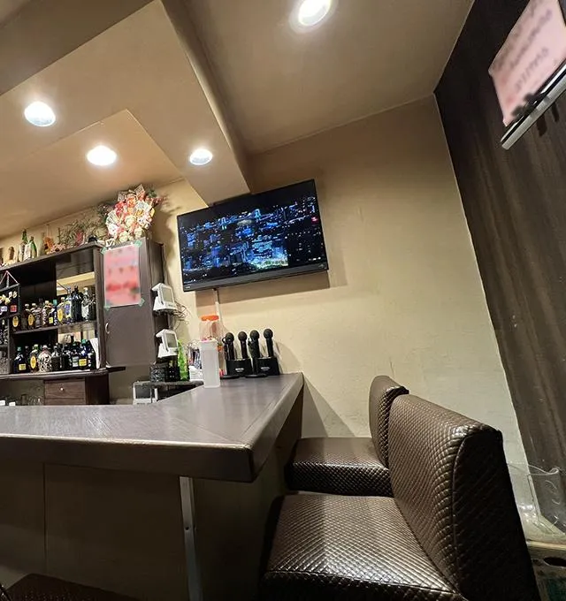 Snack bar なかよしこよし(スナック バー なかよしこよし)の求人画像その5｜ヨルナビ