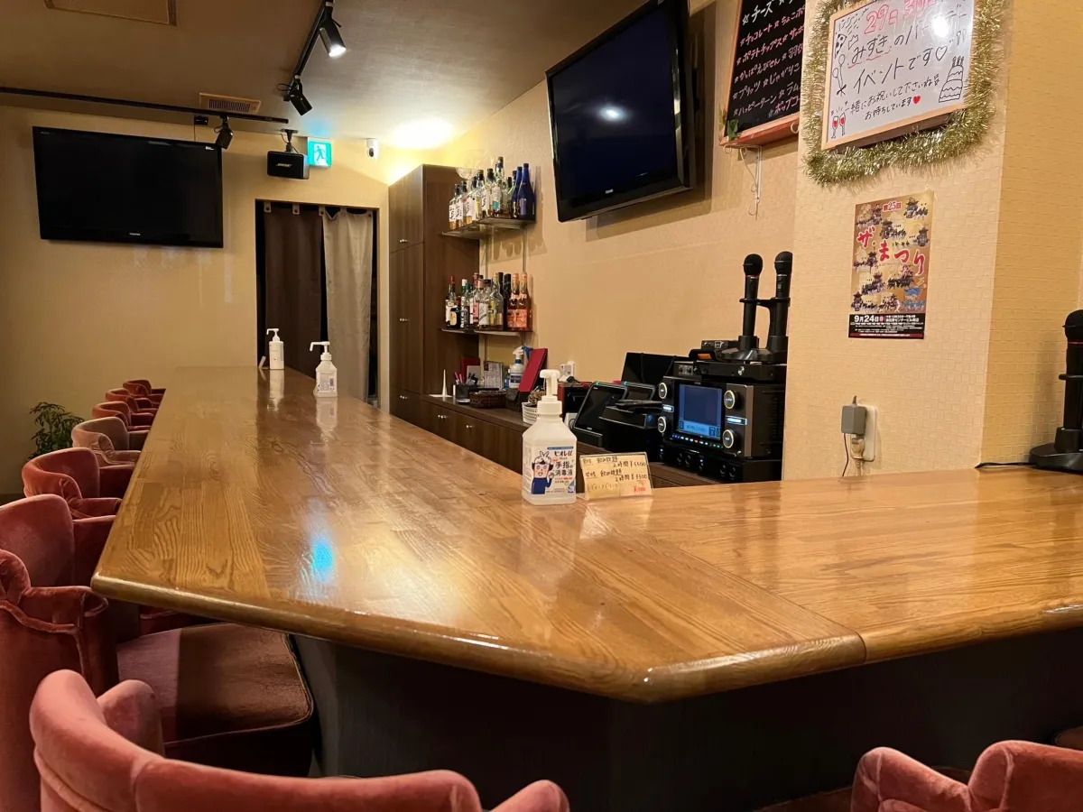 Bar Vioret(バー ヴィオレ)の求人画像その3｜ヨルナビ