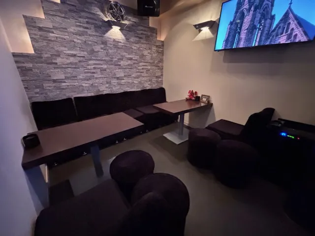 カラオケスナック&BAR Baton-touch(カラオケスナック アンド バー バトンタッチ)の求人画像その5｜ヨルナビ