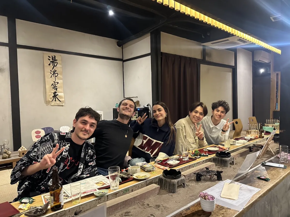 ごはんや 舞妓飯 伏見稲荷店(ごはんや まいこはん ふしみいなりてん)の求人画像その3｜ヨルナビ