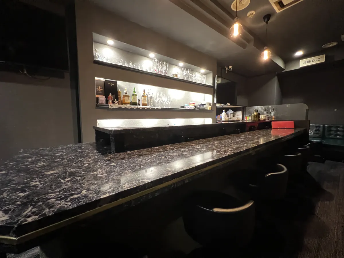 スナック Speciale(スナック スペチアーレ)のお店画像