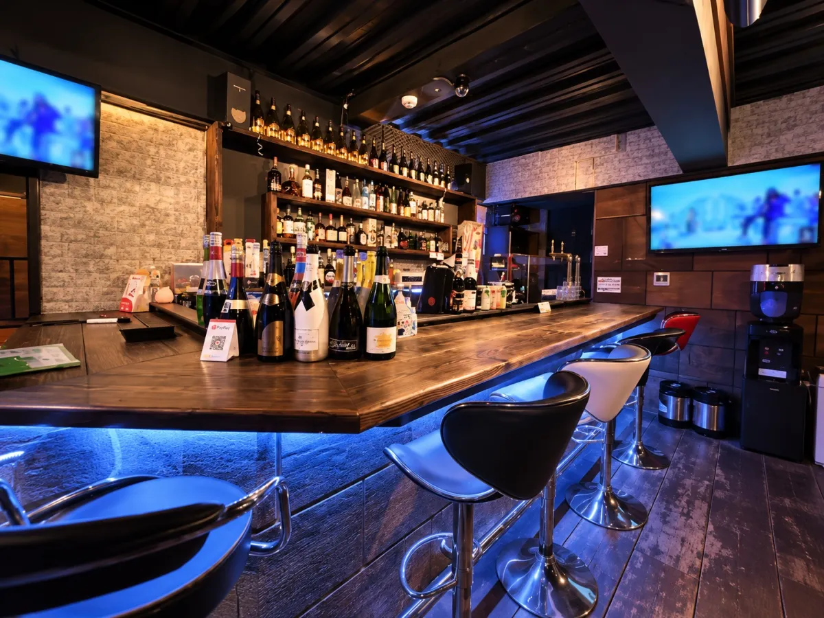 Amusement Bar Baccara(アミューズメントバー バカラ)