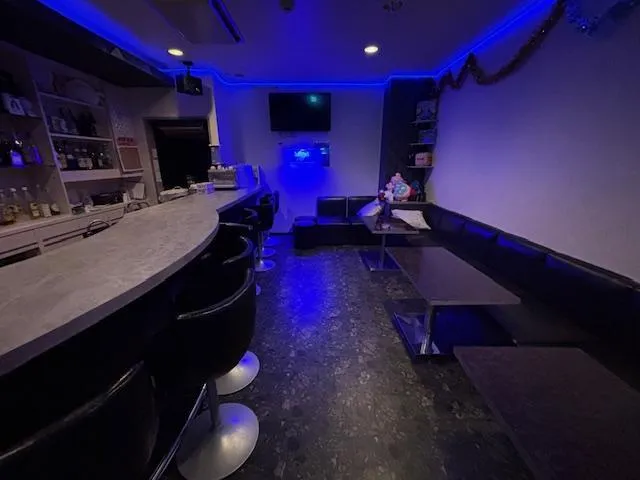 バー Jelly fish(バー ジェリーフィッシュ)の店内写真4